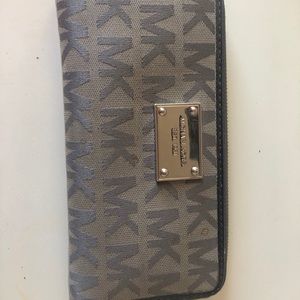 Michael Kors Grey Wallet